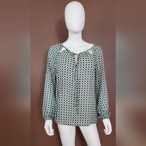 Maurices boho medium floral bodies blouse barely worn